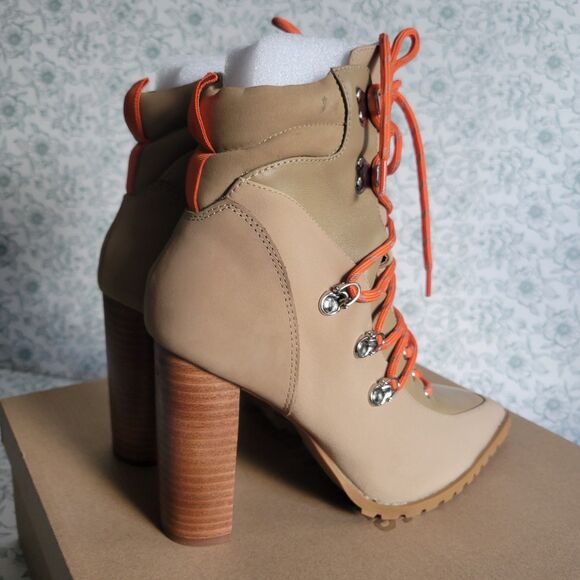 NIB Steve Madden Lace-Up Heeled Boot | 7.5 - Picture 4 of 9